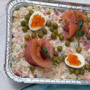 Оливье с лососем слабой соли, 1кг ( ПРЕДЗАКАЗ )