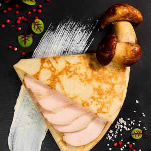 Блин с цыпленком с белыми грибами