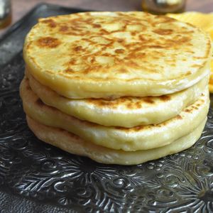 Батбут с сыром и зеленью