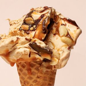 Мороженое Джелато Арахис-карамель