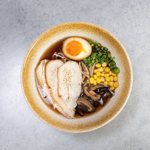 Сёю рамен Курица