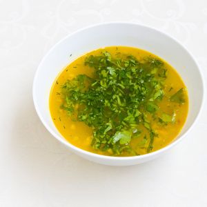 Суп куриный с зеленью